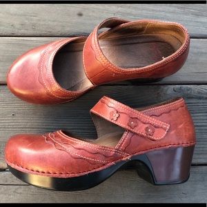 Dansko 41 Deep Red Mary Jane Clogs